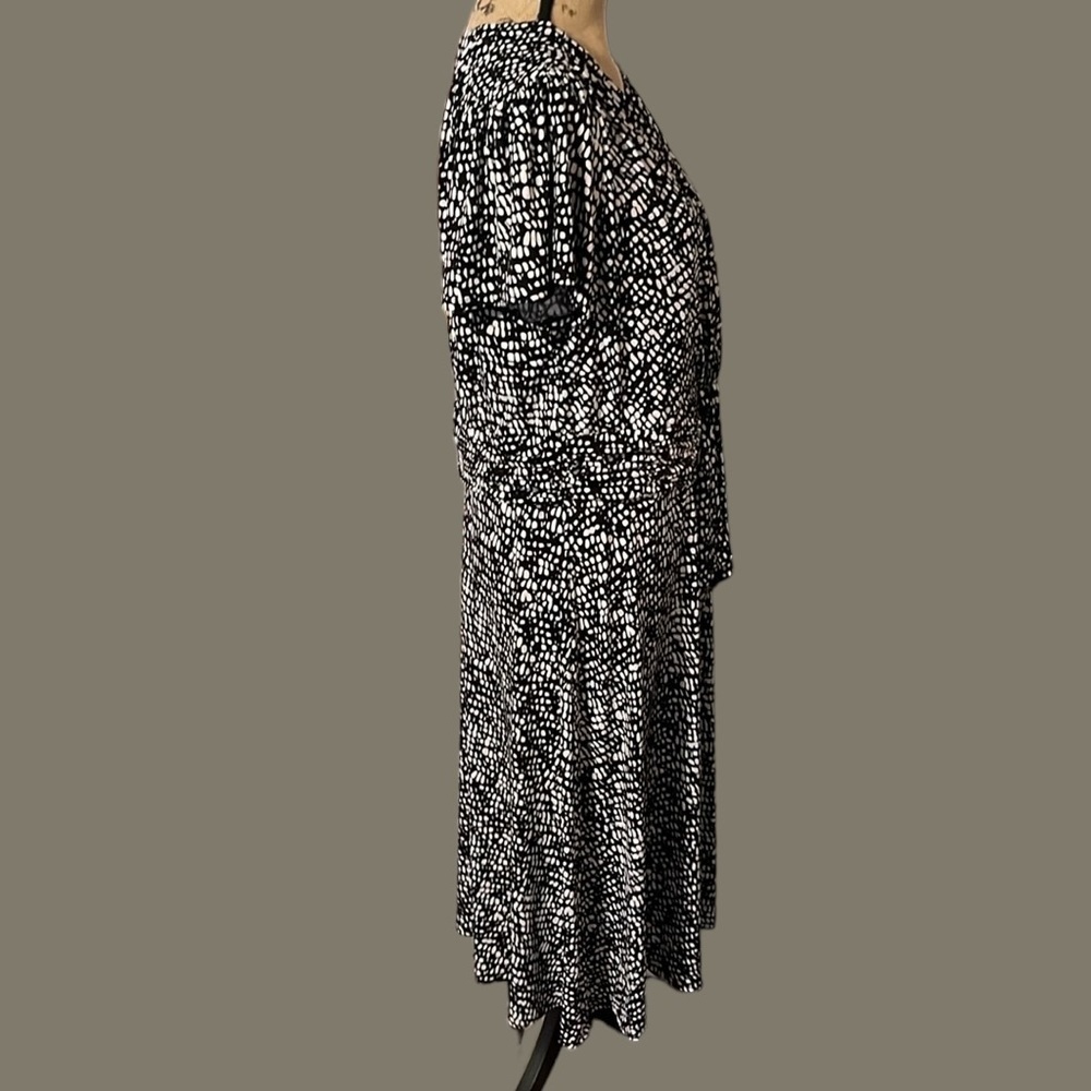 Black and white polka dot CJ Banks faux wrap dress, lined with front tie. NWT. - Picture 5 of 8